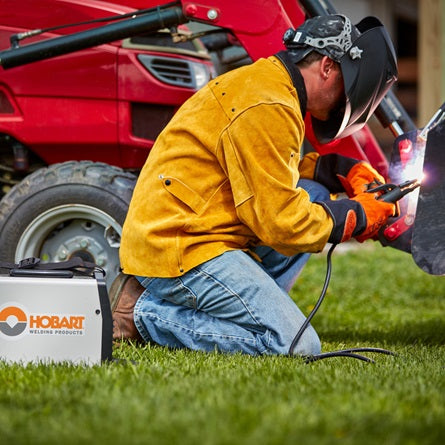 HOBART Stick Welder tickmate 160i - Steel and Pipes Inc.