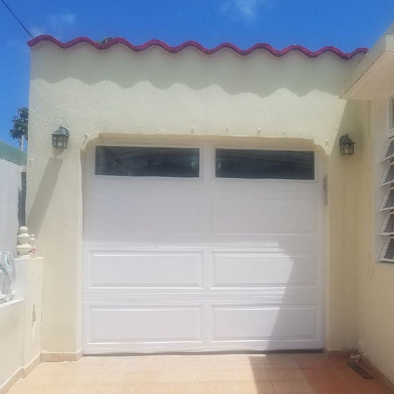 Puerta De Garage Richard-Wilcox® model Ranch con Clear Glass Arriba - Steel and Pipes Inc.